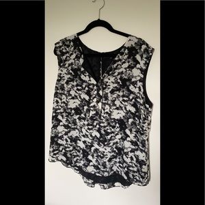 RW&CO Black and White Blouse in XL